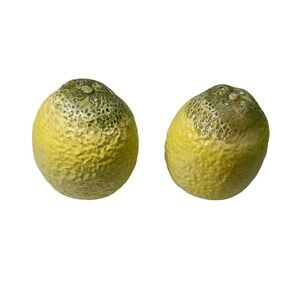 Vintage Ceramic Lemons Salt‎ and Pepper Shakers  Realistic Yellow Fruit Kitchen